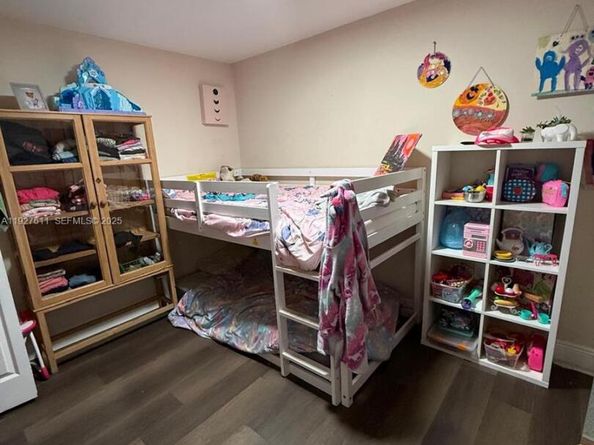 5290 SW 22nd Ter, Dania Beach FL 33312