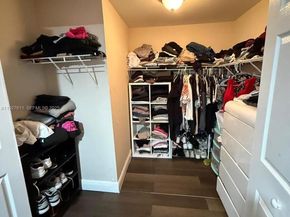 5290 SW 22nd Ter, Dania Beach FL 33312