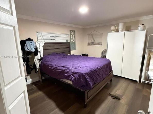 5290 SW 22nd Ter, Dania Beach FL 33312