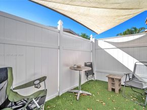 7151 Taft St, Hollywood FL 33024