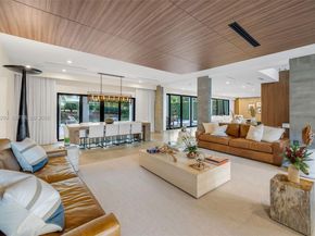 4844 NW 94th Doral Pl, Doral FL 33178