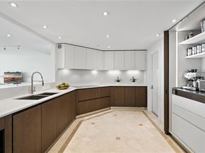 1643 Brickell Ave 2506, Miami FL 33129