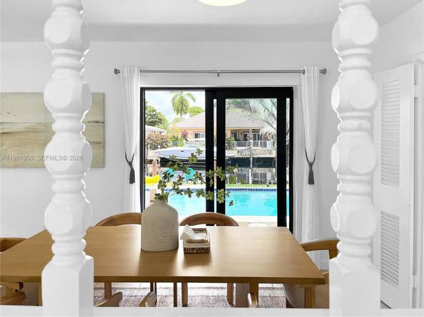 151 SE 9th Ct, Pompano Beach FL 33060