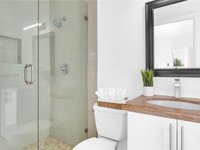 151 SE 9th Ct, Pompano Beach FL 33060