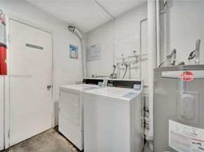 3221 NE 8th St 103, Pompano Beach FL 33062