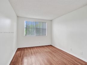 8721 Wiles Rd 101, Coral Springs FL 33067