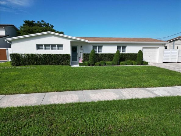 17500 NW 82nd Ct, Hialeah FL 33015