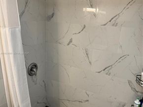 506 NW 87th Ave 406, Miami FL 33172