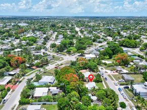 15459 Hayes Ln, Homestead FL 33033