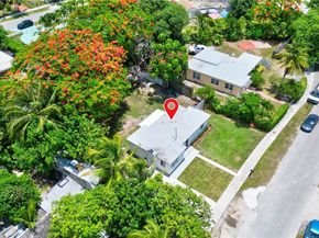15459 Hayes Ln, Homestead FL 33033