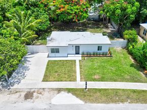 15459 Hayes Ln, Homestead FL 33033