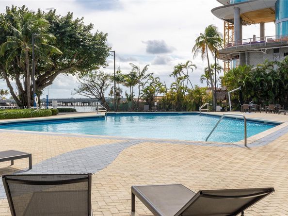 2451 Brickell Ave 10M, Miami FL 33129