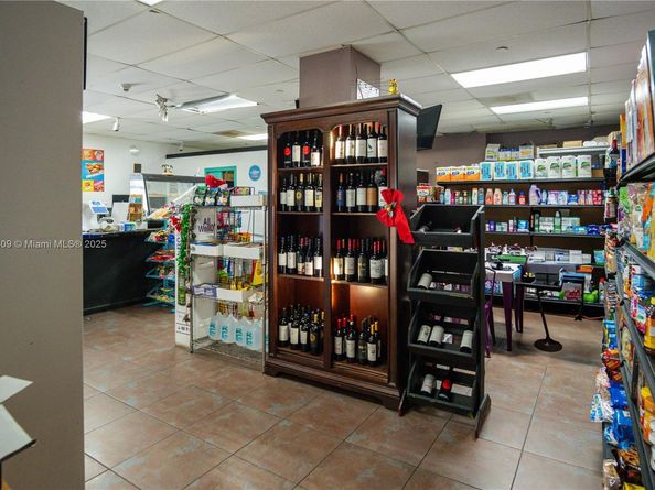 2451 Brickell Ave 10M, Miami FL 33129