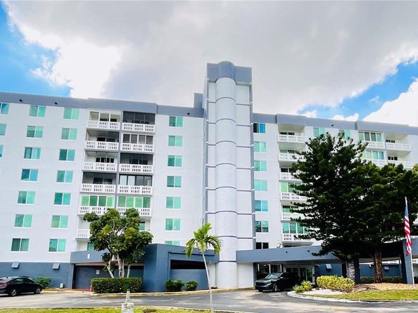 919 Hillcrest Dr 304, Hollywood FL 33021