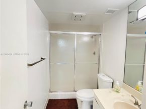 919 Hillcrest Dr 304, Hollywood FL 33021