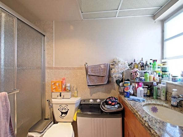 420 NE 12th Ave 401, Hallandale Beach FL 33009