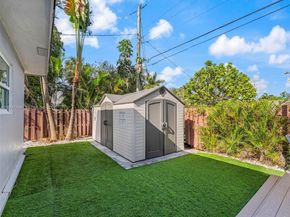 1432 NE 5th Ave, Fort Lauderdale FL 33304