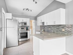 1432 NE 5th Ave, Fort Lauderdale FL 33304