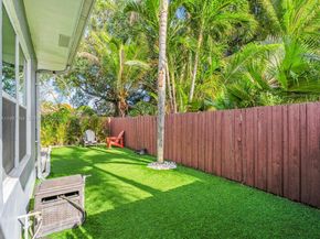 1432 NE 5th Ave, Fort Lauderdale FL 33304