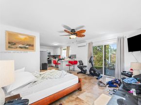 1432 NE 5th Ave, Fort Lauderdale FL 33304