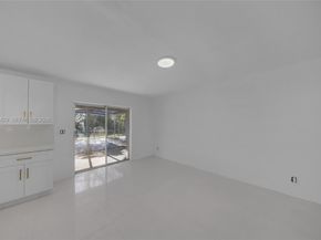 1320 NW 72nd Ave, Plantation FL 33313