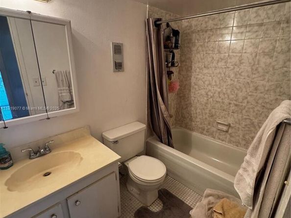 16851 NE 23rd Ave A516, North Miami Beach FL 33160