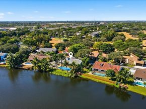 960 Bayberry Point Dr, Plantation FL 33324