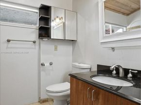 960 Bayberry Point Dr, Plantation FL 33324