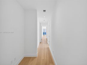 175 SE 25th Road 1202, Miami FL 33129