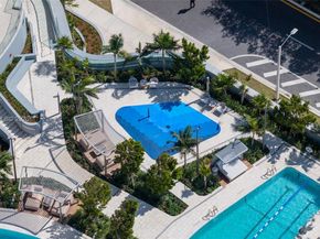 175 SE 25th Road 1202, Miami FL 33129