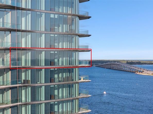 175 SE 25th Road 1202, Miami FL 33129