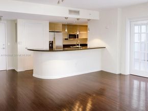 1881 79th St Cswy 1106, North Bay Village FL 33141