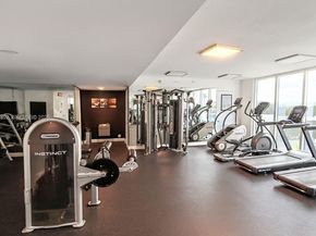 1881 79th St Cswy 1106, North Bay Village FL 33141