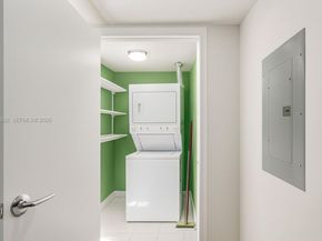 1881 79th St Cswy 1106, North Bay Village FL 33141