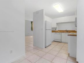 15113 NW 8th St, Pembroke Pines FL 33028