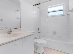 15113 NW 8th St, Pembroke Pines FL 33028