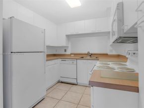 15113 NW 8th St, Pembroke Pines FL 33028