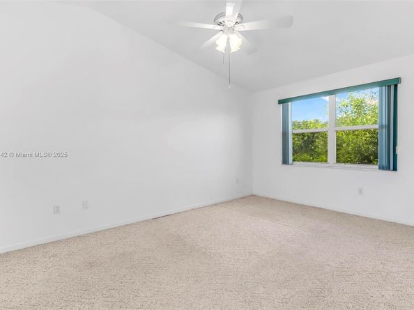 15113 NW 8th St, Pembroke Pines FL 33028