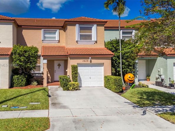15113 NW 8th St, Pembroke Pines FL 33028