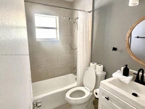 3809 NW 84th Ave, Coral Springs FL 33065