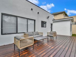 187 NW 53rd St, Miami FL 33127