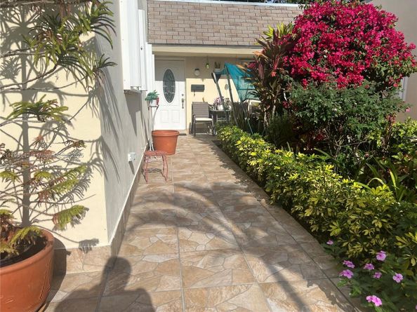 11257 SW 172ND Street I1642D, Miami FL 33157