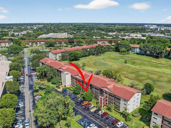 701 SW 128th Ave 111F, Pembroke Pines FL 33027