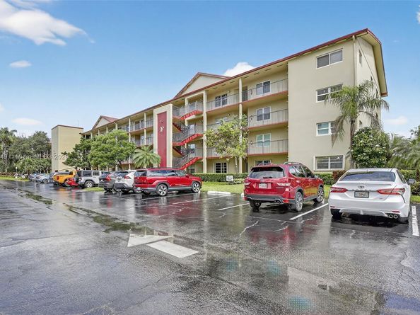 701 SW 128th Ave 111F, Pembroke Pines FL 33027
