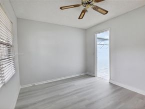 701 SW 128th Ave 111F, Pembroke Pines FL 33027