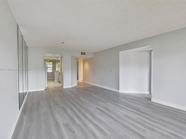 701 SW 128th Ave 111F, Pembroke Pines FL 33027