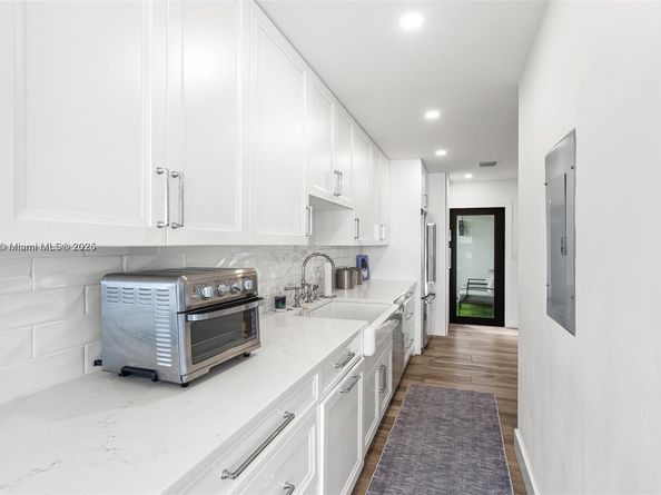 3100 NE 48th St 312, Fort Lauderdale FL 33308