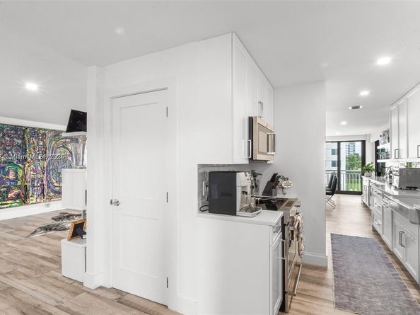 3100 NE 48th St 312, Fort Lauderdale FL 33308