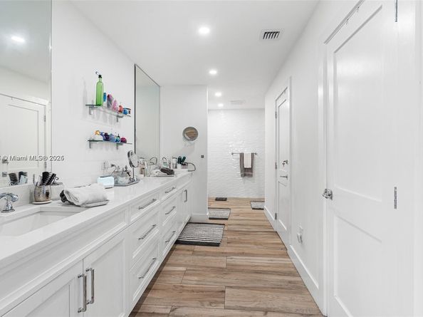 3100 NE 48th St 312, Fort Lauderdale FL 33308