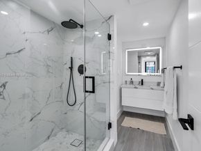 2555 Collins Ave 2200, Miami Beach FL 33140